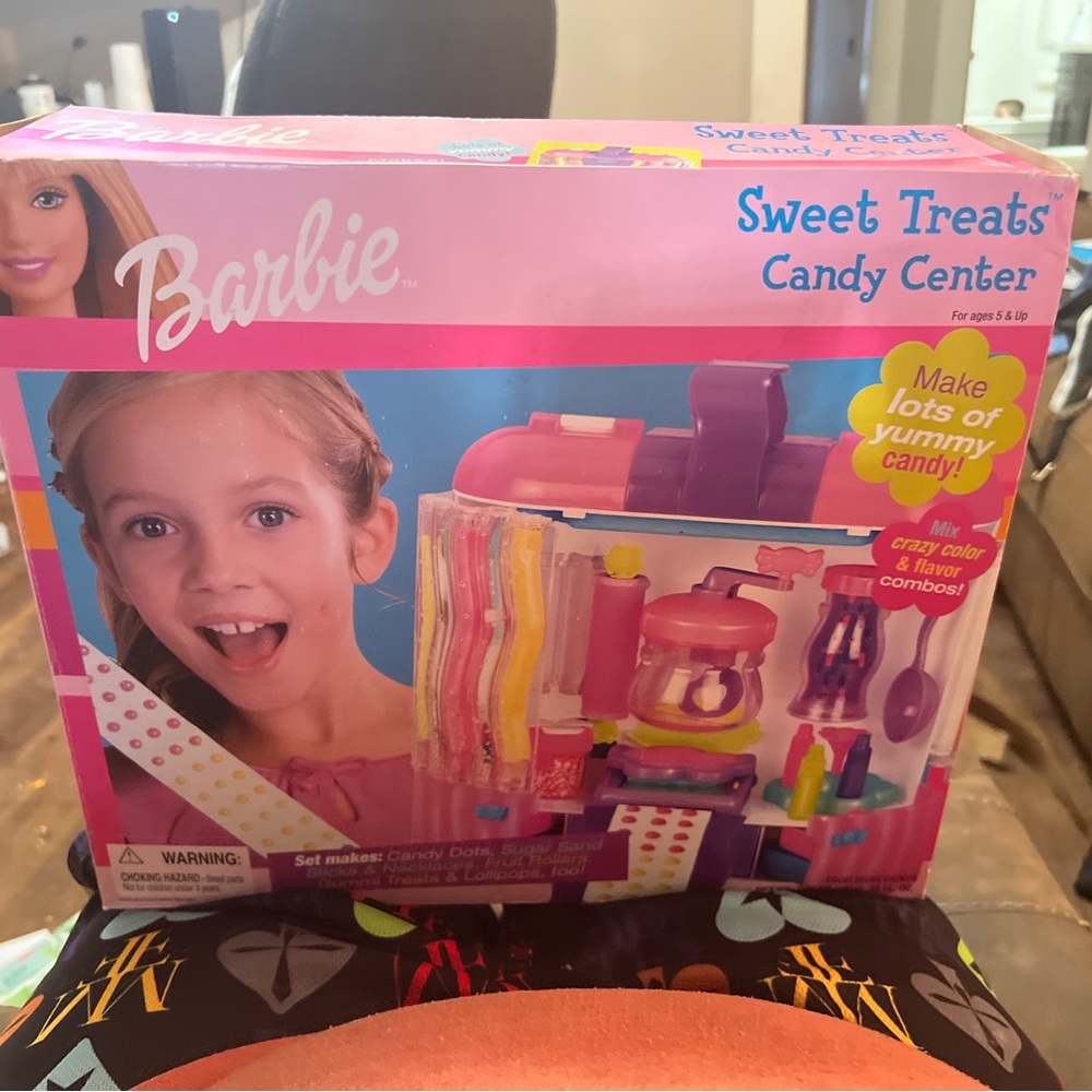 Vintage Barbie sweet treats center
